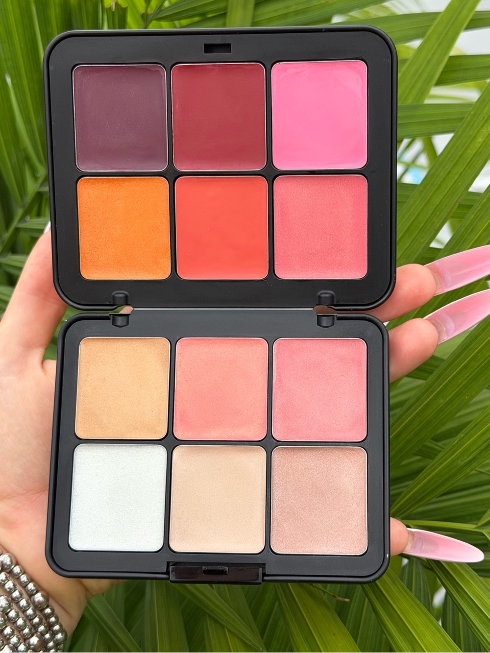 MAKE UP FOR EVER HD Skin Blush & Glow Palette - Picture 3 of 4